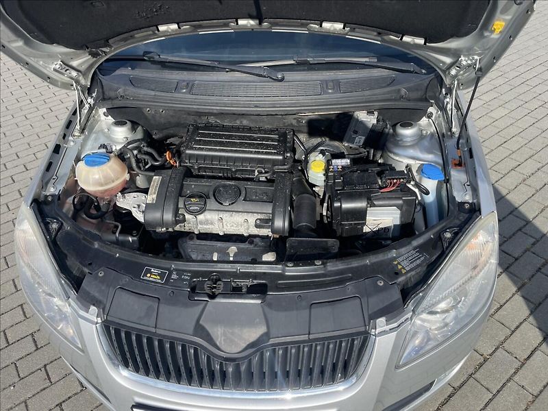 Škoda Fabia 1,4 i 16V Klima ESP serviska, - fotka 22 z 34