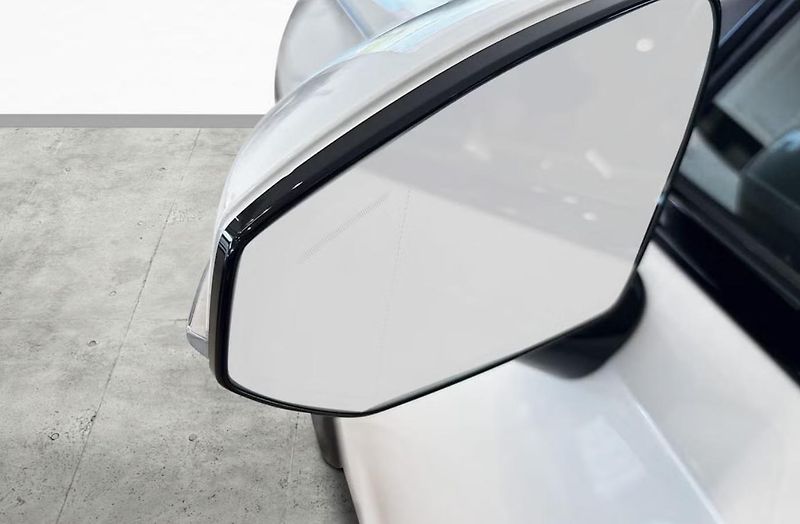 Polestar 2 LR AWD Pilot 360k BLIS Matrix - fotka 19 z 32