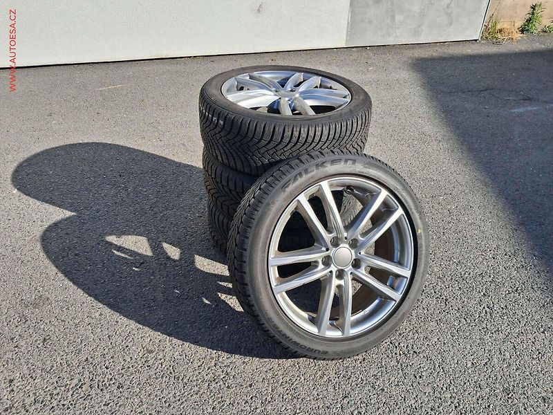 Škoda Karoq (2022) 2.0 TDi, Style, navi, kamera - fotka 20 z 20