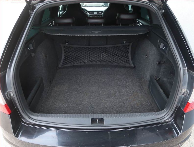 Škoda Octavia (2016) RS 2.0 TDI, Automat - fotka 14 z 16