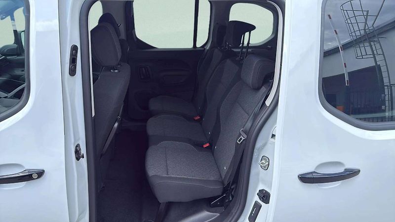 Opel Combo (2026) L1H1 Editon Plus 1.2 TURBO (81 - fotka 19 z 24