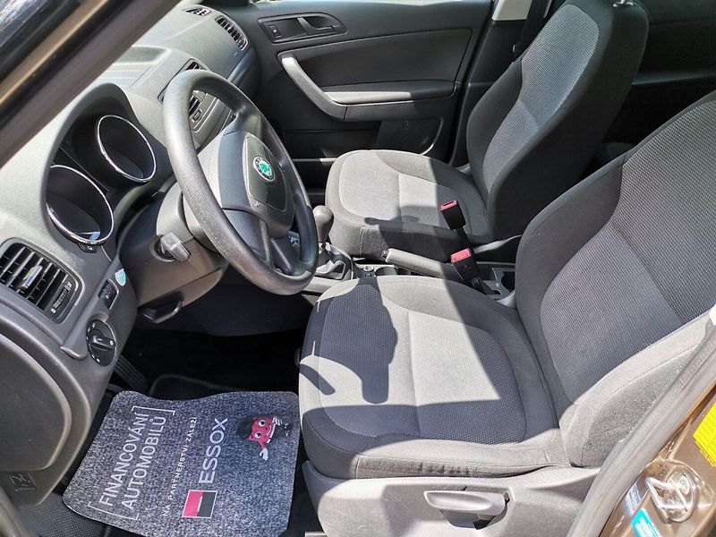 Škoda Yeti (2011) 1.4TSi 90kw ACTIVE PDC - fotka 10 z 27