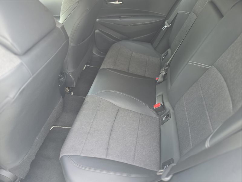 Toyota Corolla (2024) Touring Sport Style 1,8 103kW - fotka 14 z 23
