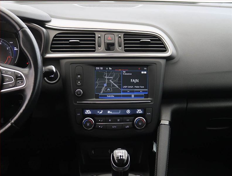 Renault Kadjar (2016) 1.2 TCe, ČR,1.maj, Serv.kniha - fotka 12 z 20