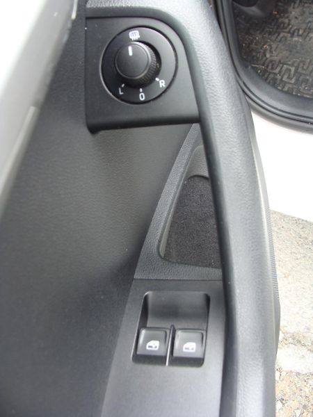 Škoda Octavia 1.6 TDi, 66 kW, klimatizace - fotka 14 z 24