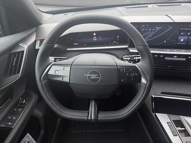 Opel Grandland (2025) GS Hybrid 1.2 TURBO eDCT6 145k - fotka 12 z 16