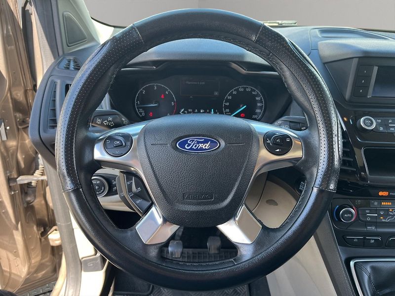 Ford Tourneo Connect (2019) 1.5 EcoBlue 88kW, Tažné, ČR, 1 - fotka 10 z 20