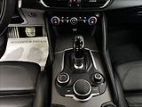 Alfa Romeo Giulia 206kW Q4 VELOCE 1.MAJITEL - náhled 28