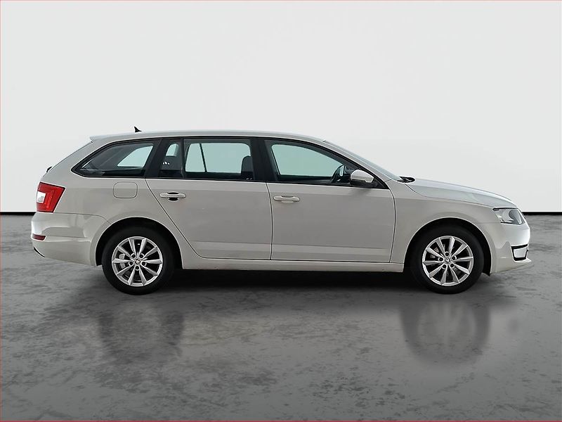 Škoda Octavia (2015) 1.6 TDI, Navi, Tempomat - fotka 6 z 17