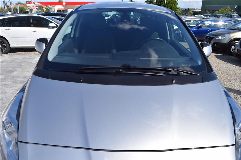 Peugeot 5008 1,6 HDI 88KW AUTOMAT 7MÍST TOP - fotka 3 z 46