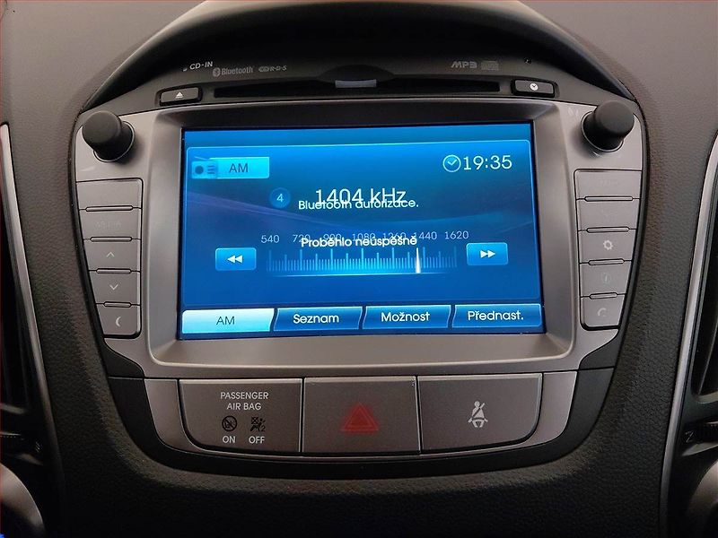 Hyundai ix35 (2014) 1.6 GDI, Serv.kniha, Kůže - fotka 13 z 17