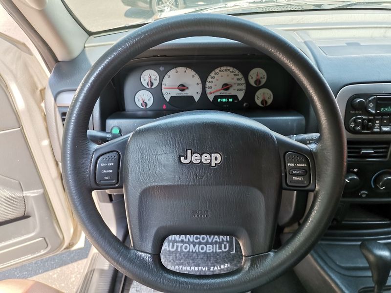 Jeep Grand Cherokee (2004) 4.0i R6 140kw 4x4 Tažné - fotka 12 z 26