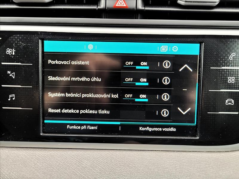Citroën Grand C4 SpaceTourer 1,5 hdi,7 MÍST,KŮŽE,VÝHŘEV,NAV - fotka 31 z 50