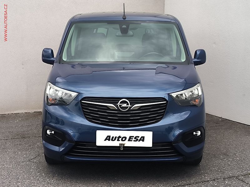 Opel Combo (2021) 1.5CDTi, Edition, navi - fotka 2 z 23