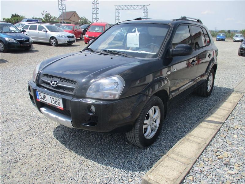 Hyundai Tucson 2,0 CRDi, 4x4,  klimatizace, - fotka 3 z 23