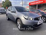 Nissan Qashqai (2012) 2.0i +2, panorama, webasto - náhled 1
