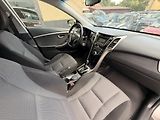 Hyundai i30 (2015) 1.6-NÍZKÁ SPOTŘEBA-AUT-SENZORY - náhled 23