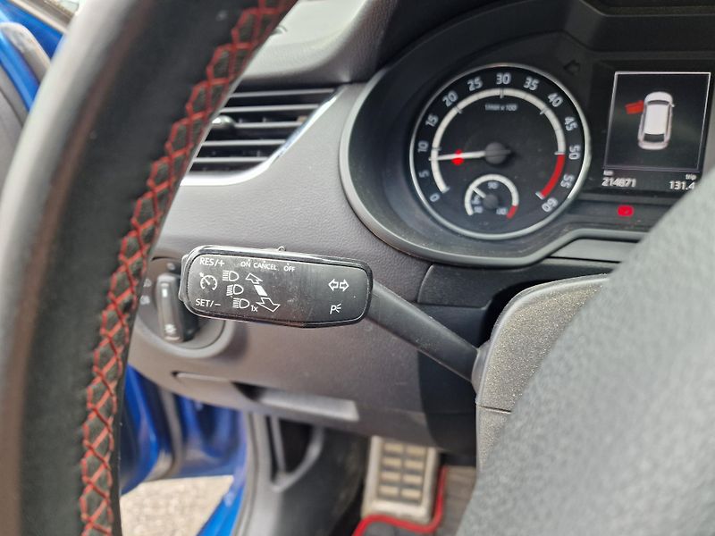 Škoda Octavia RS 2,0TDI 135KW  - fotka 18 z 23