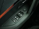 Peugeot 2008 (2023) Active Pack 50 kWh, SoH 97% - náhled 16