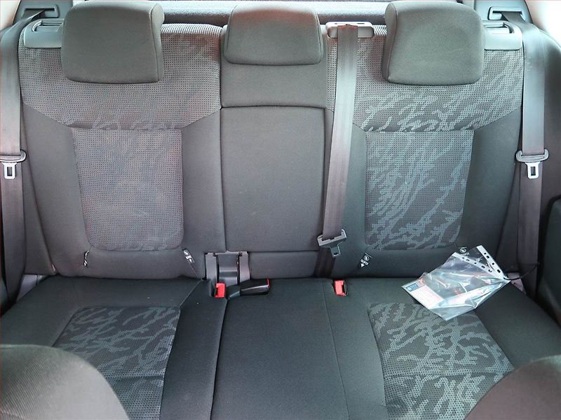 Peugeot 3008 (2012) 1.6 HDi, Tempomat - fotka 10 z 17