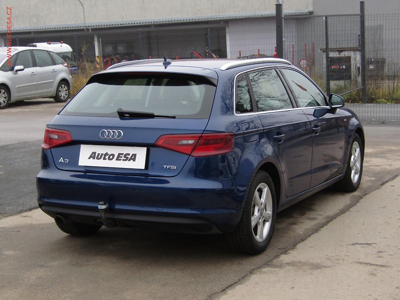 Audi A3 (2014) 1.2 TFSi, ČR, Attraction - fotka 4 z 18