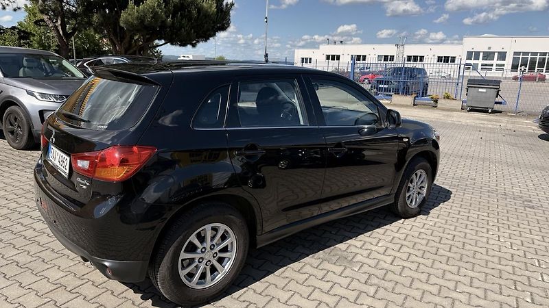 Mitsubishi ASX (2016) 1.6Di-D, ČR,4X4 - fotka 5 z 16