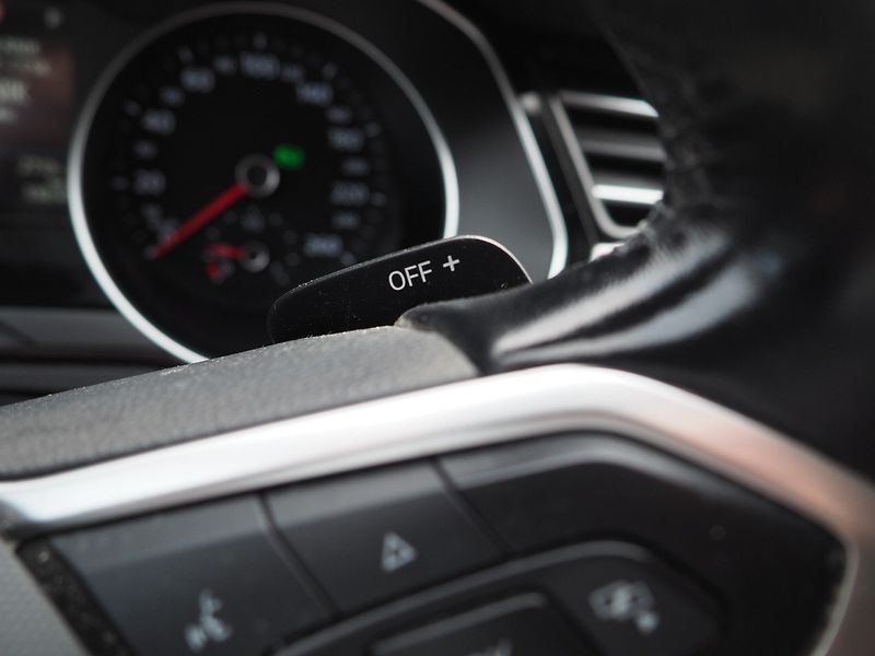 Volkswagen Passat (2020) 2.0TDI, 90kW - fotka 23 z 36