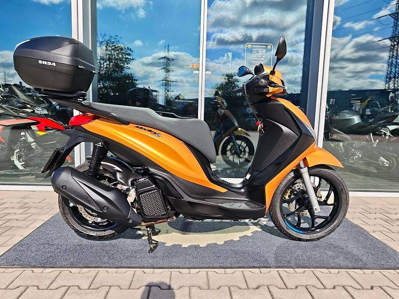 Piaggio Medley 125 (2025) najeto 1.801 Km - fotka 3 z 19