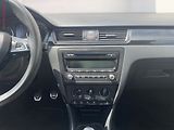 Škoda Rapid (2014) 1.2 TSi, Sport, +kola, panor - náhled 12