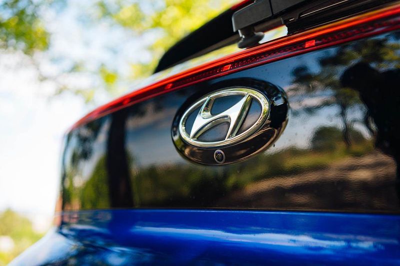 Hyundai Bayon (2022) Style 1.0 T-GDI, Serv.kniha - fotka 12 z 31