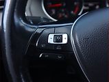 Volkswagen Passat (2017) Comfortline 2.0 TDI, Automat - náhled 17