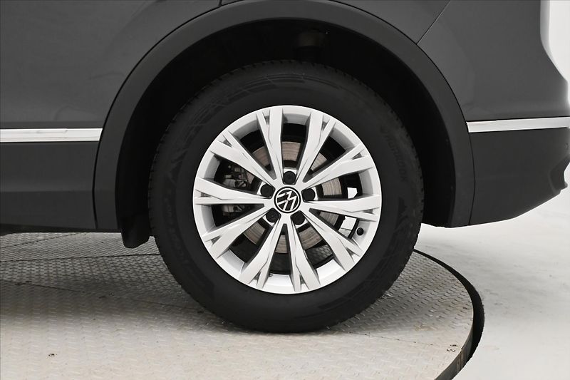 Volkswagen Tiguan 2,0 TDI 110 kW DSG Life Záruka - fotka 33 z 33