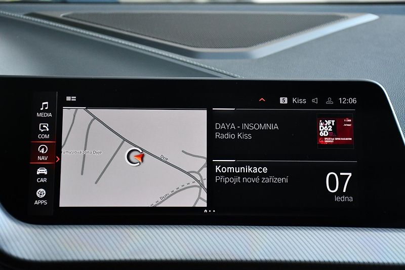 BMW Řada 2 218d TAŽNÉ HUD ČR 1M - fotka 27 z 41