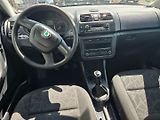 Škoda Fabia (2012) 1.2 TSI Serviska - náhled 16
