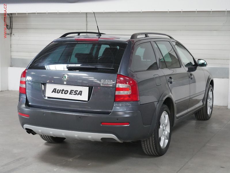 Škoda Octavia (2007) 2.0 TDi 4x4, Navi, bixen - fotka 6 z 20