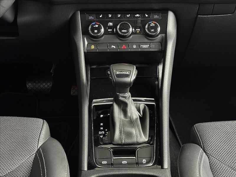 Škoda Kodiaq 2,0 TDi  DSG Style LED Virtual - fotka 17 z 45