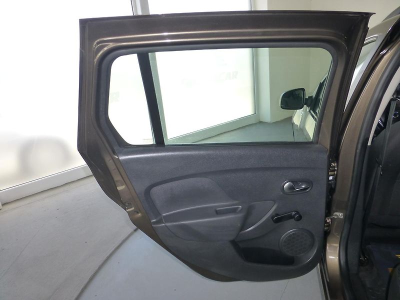 Dacia Logan (2020) 1,0SCE**KLIMATIZACE**ČR!! - fotka 13 z 25
