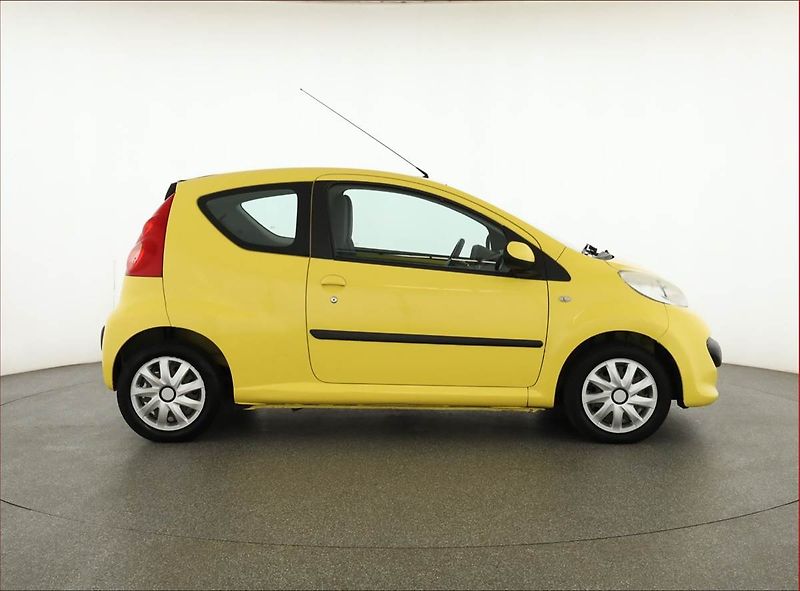 Peugeot 107 (2006) 1.0, Automat, po STK - fotka 6 z 11