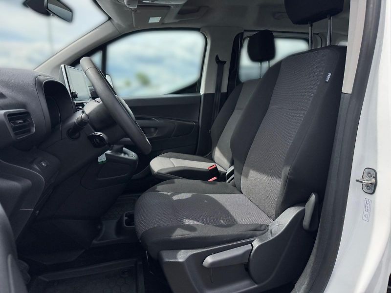 Citroën Berlingo (2022) LIVE PACK 1.5BHDi 75kW TAŽNÉ  - fotka 7 z 11