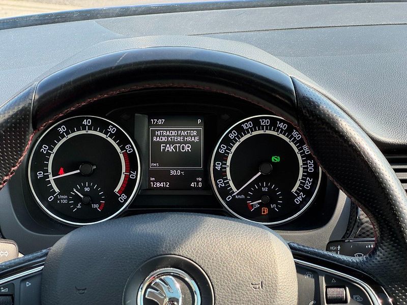 Škoda Rapid (2016) Monte Carlo 1.4 TSI DSG - fotka 17 z 37