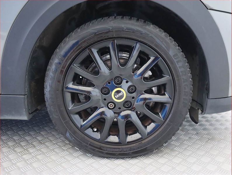Mini Ostatní (2021) Cooper SE 32 kWh, SoH 96% - fotka 15 z 22