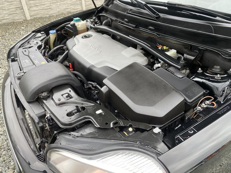 Volvo XC90 2.5TDi D5 200PS 7M 196000KM 1A - fotka 90 z 161