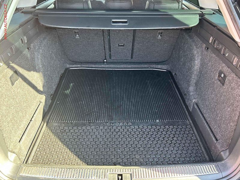 Škoda Superb (2022) 20TDi 4X4, ČR, Scout, DSG - fotka 7 z 20