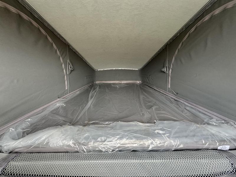 Yucon (2025) Yucon 7.0GD MB 2,0l/170HP - fotka 42 z 44