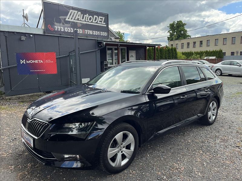 Škoda Superb 2,0 TDi DSG  NAVI BIXEN ACC AL - fotka 2 z 50