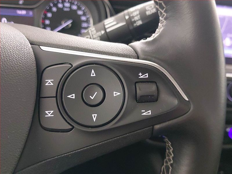Opel Insignia (2018) 1.5 Turbo, Automat, Serv.kniha - fotka 19 z 23