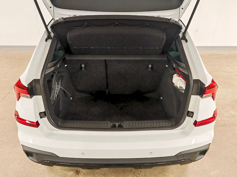 Škoda Kamiq (2025) 1.0 TSI 85 kW DSG Monte Carlo - fotka 28 z 29