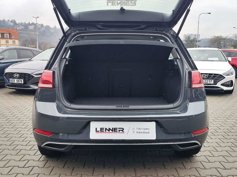 Volkswagen Golf 1.0 TSI/85kW Maraton Edition - fotka 9 z 29