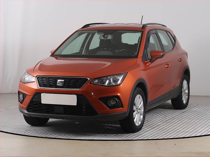 Seat Arona (2018) 1.0 TSI, Serv.kniha, Tempomat - fotka 2 z 16