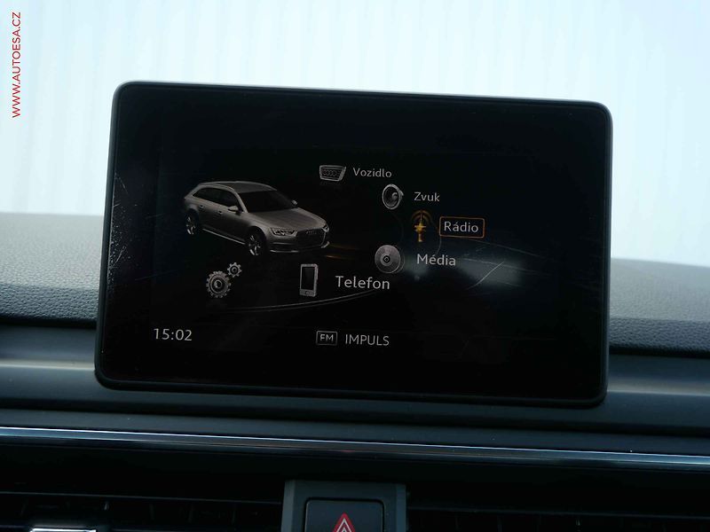 Audi A4 (2016) 2.0 TDi, AC, bixen, park - fotka 18 z 22